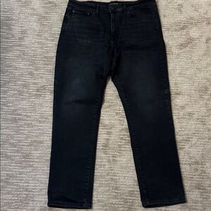 Lucky Brand Men's 410 Athletic Straight Black Jeans